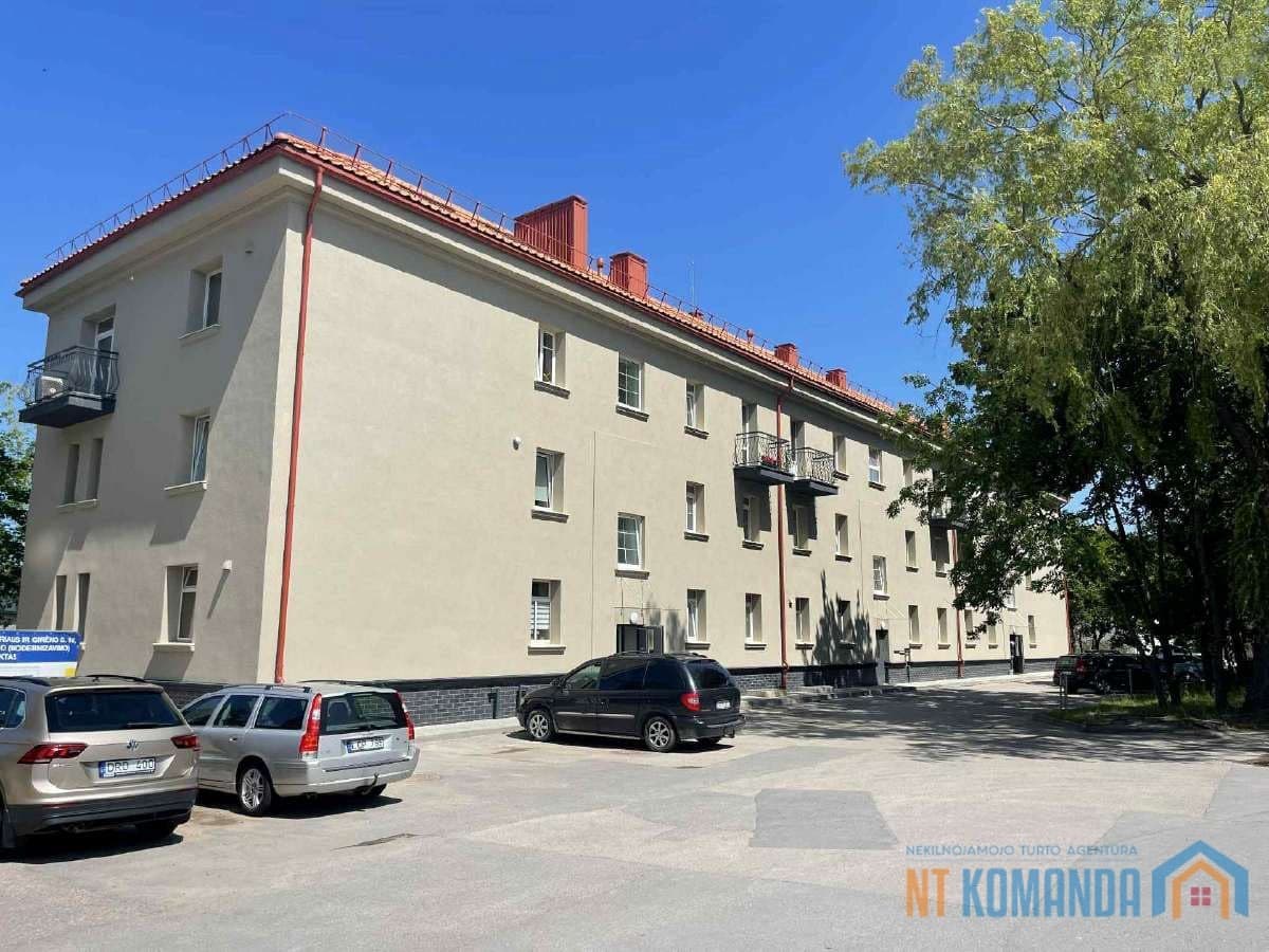 Parduodamas jaukus 2 kamb. butas renovuotame name, Klaipėdoje, Dariaus ir Girėno g.