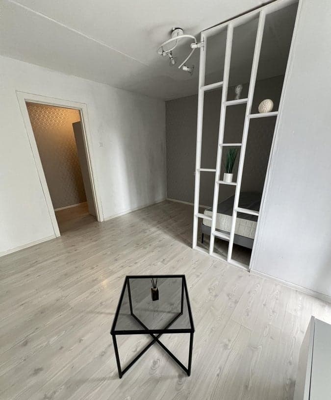 Parduodami butai — Parduodamas centre 1 kambario butas Janonio g., Klaipėdoje