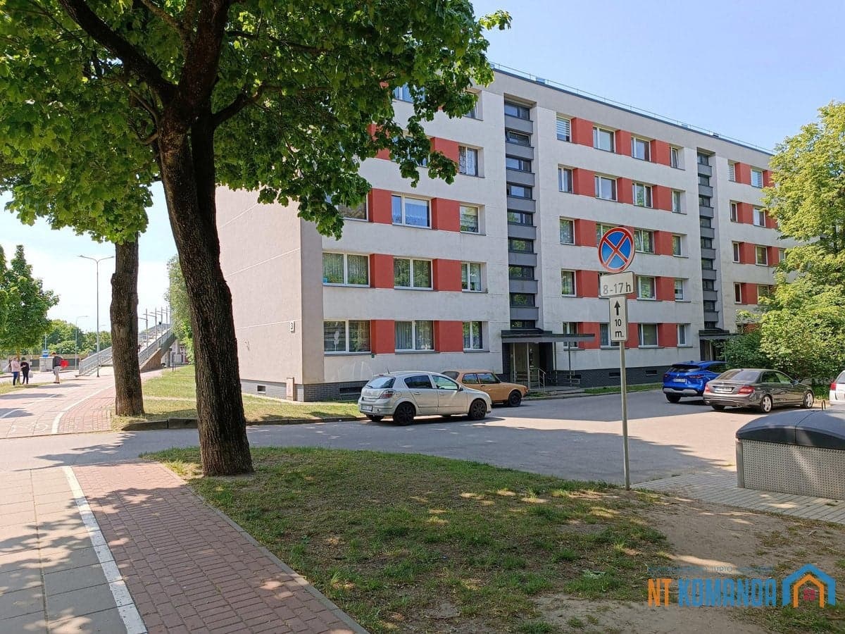 Parduodami butai — Parduodamas 4 kambarių butas, renovuotame name,  Klaipėdoje, Kretingos g.