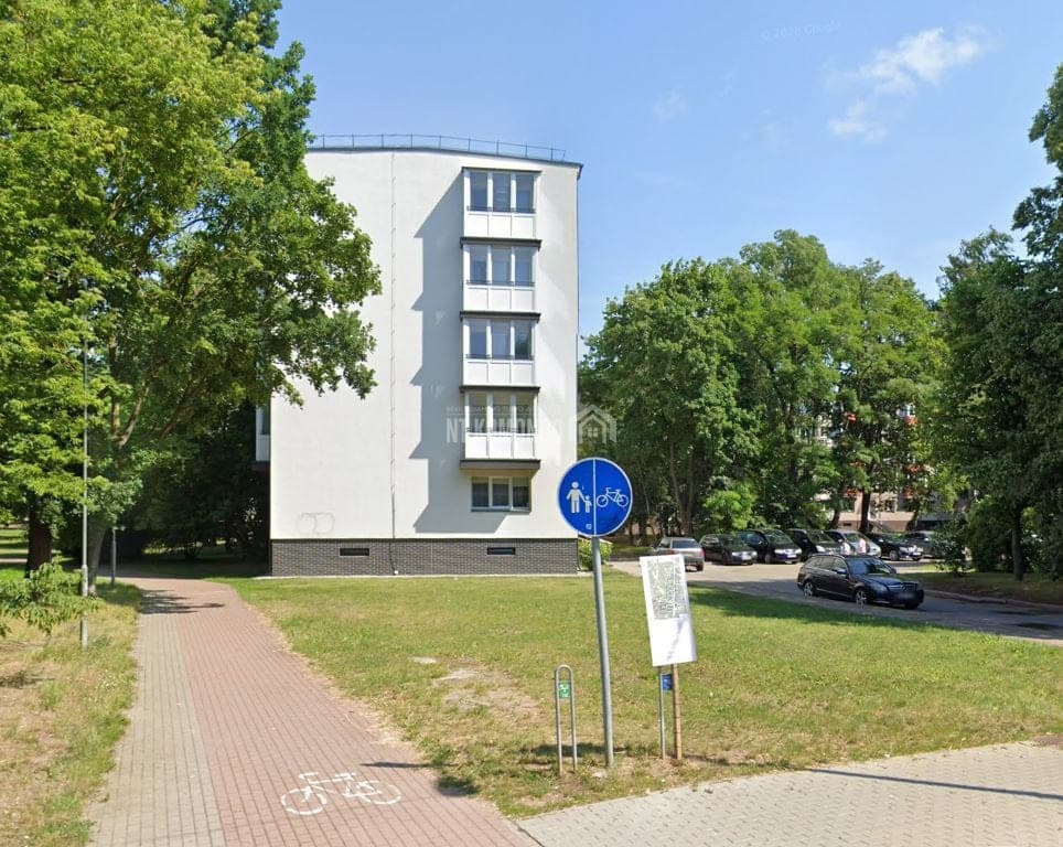 Parduodami butai — Parduodamas 2 kambarių butas renovuotame pastate, Klaipėdoje, Kretingos g.